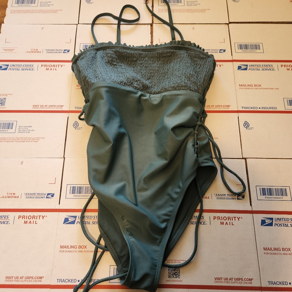 One piece swimsuit